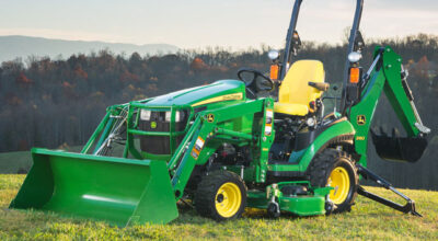 John Deere 1025R