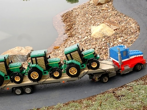 John Deere Tractors Lego